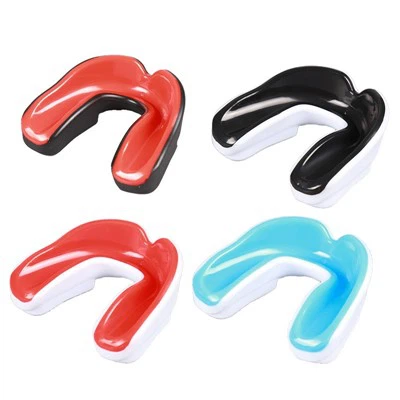 Garde-boue à double couche avec étui